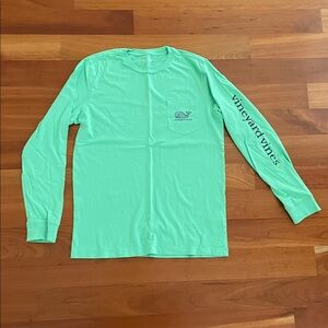 Vineyard Vines Green Golf pattern Long Sleeve Tee